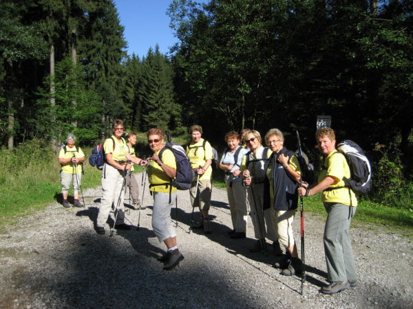Walking-Gruppe vor dem Start